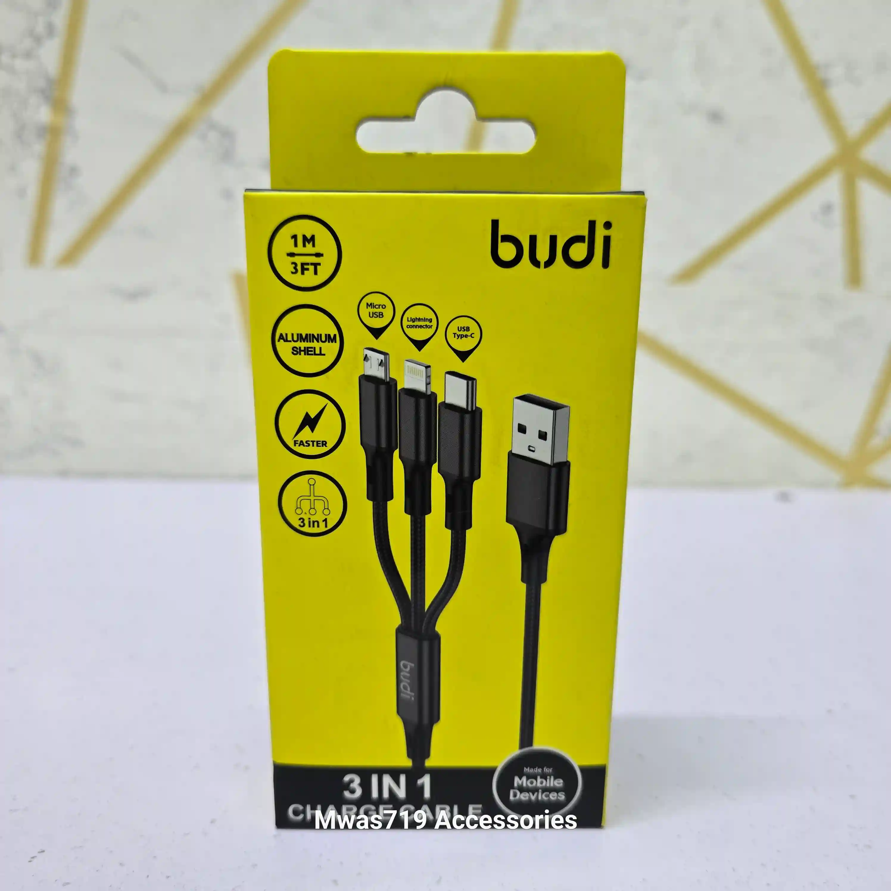 Carousel slide 0 for Budi 3 in 1 Cable