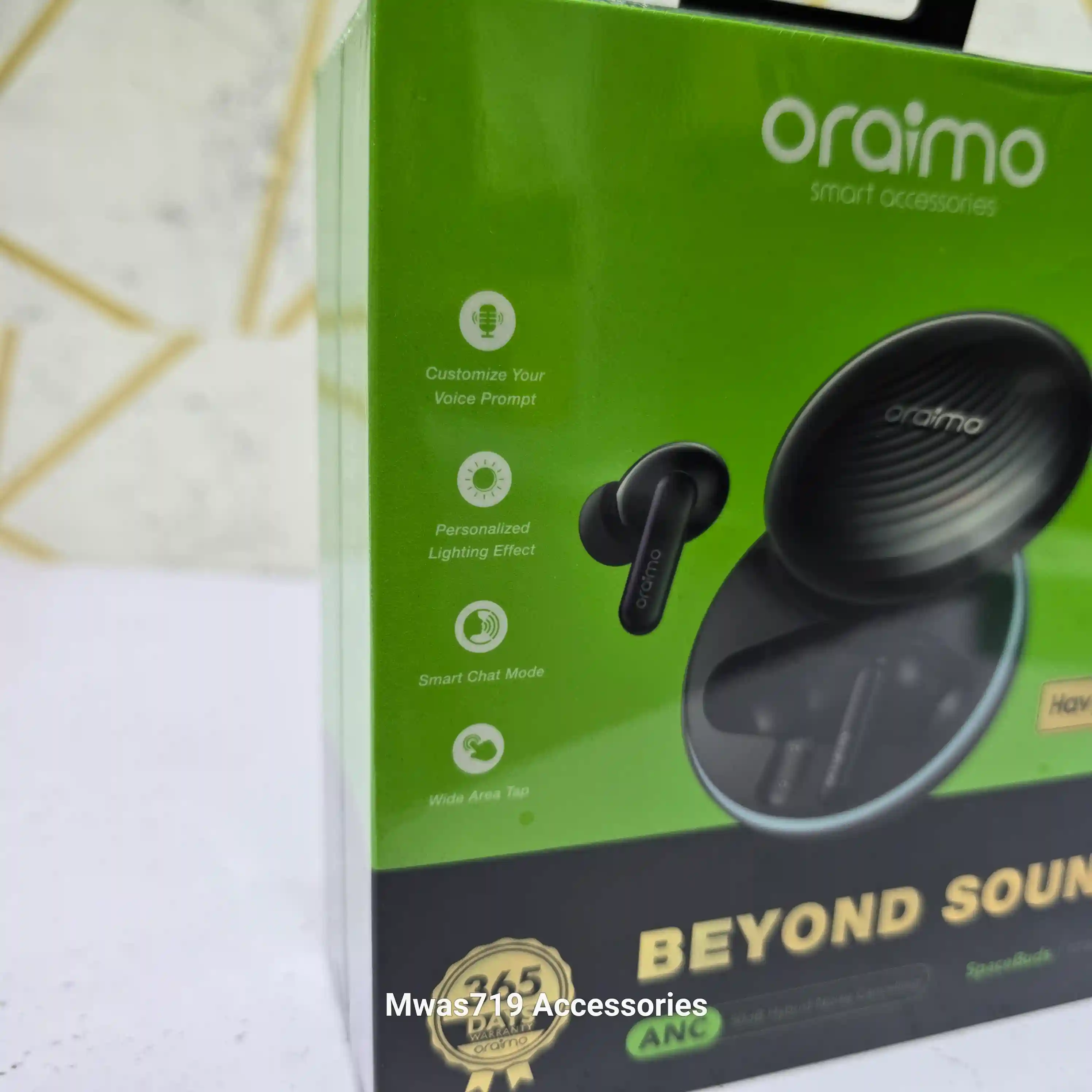 Carousel slide 3 for Oraimo Spacebuds