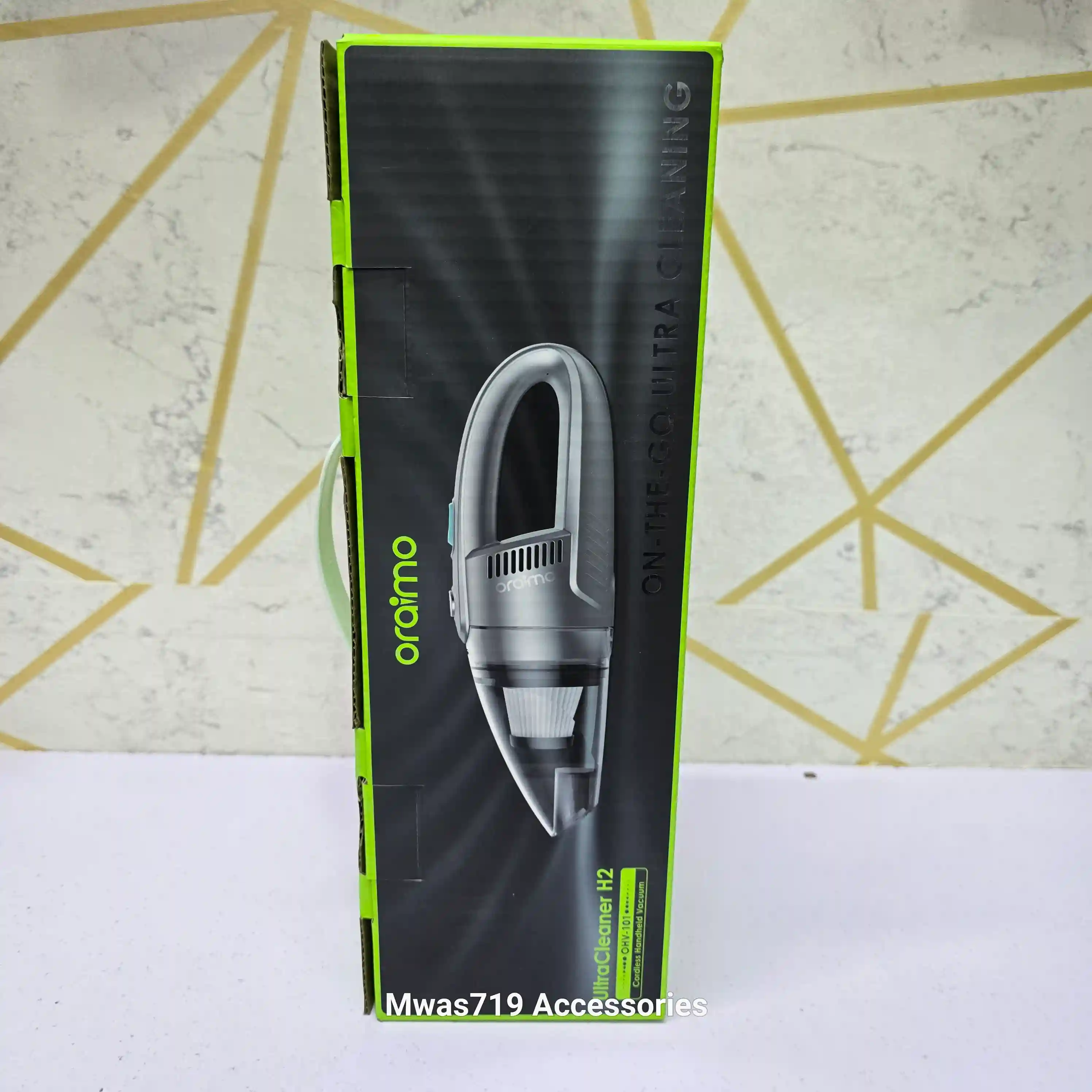 Carousel slide 1 for Oraimo UltraCleaner H2